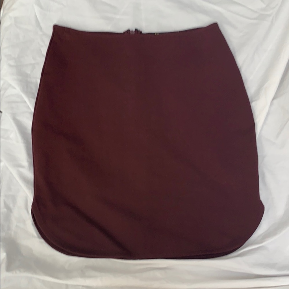 burgundy bodycon skirt